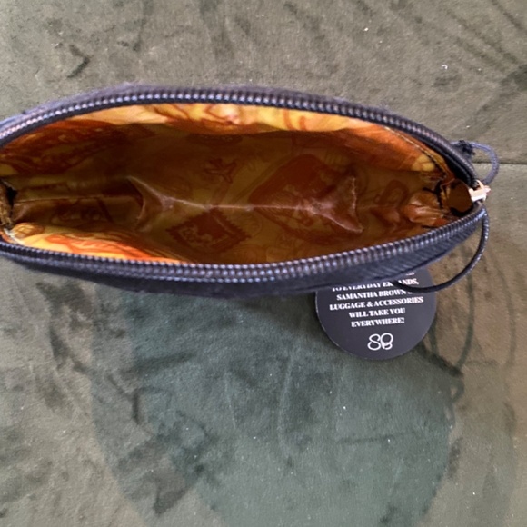 Samantha Brown Small Travel Pouch - Picture 5 of 9